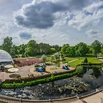 Warsaw By Ihg Otel 4*