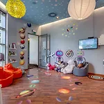 Warsaw By Ihg Otel 4*