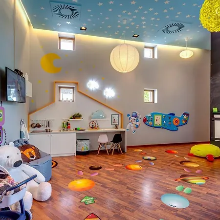 Warsaw By Ihg Jozefow (Masovia)