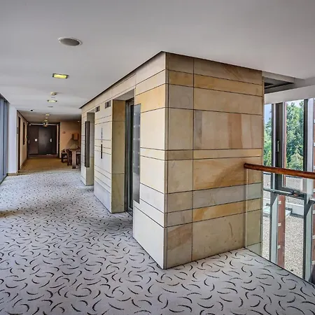 Warsaw Józefów, An Ihg 4*