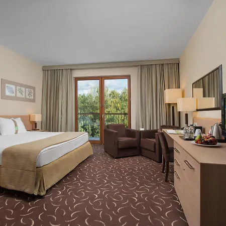 Warsaw Józefów, An Ihg Hotel 4*