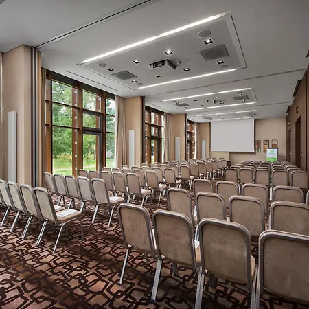 Warsaw By Ihg 4*