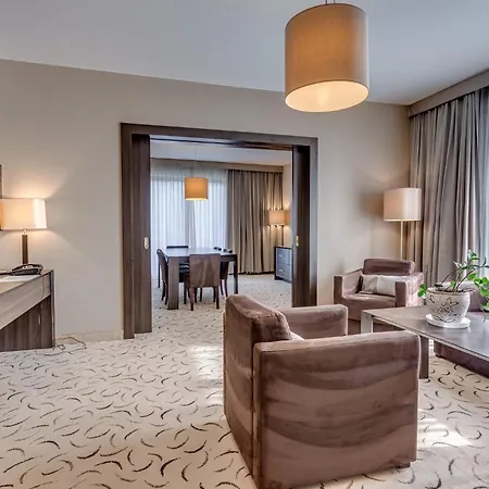 Warsaw By Ihg 4* Józefów
