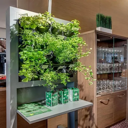 Warsaw By Ihg 4* Józefów