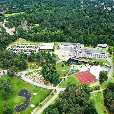 Hotel Warsaw By Ihg 4*