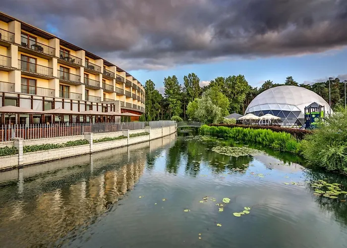 Hotel Warsaw Józefów, An Ihg 4*