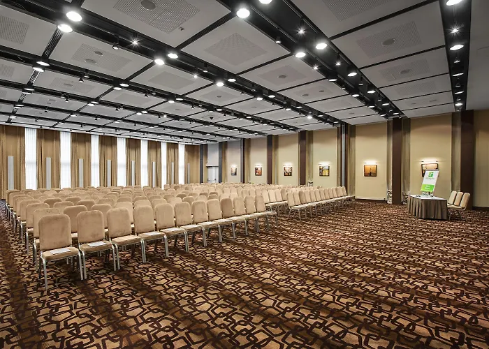 Warsaw By Ihg Hotel 4*